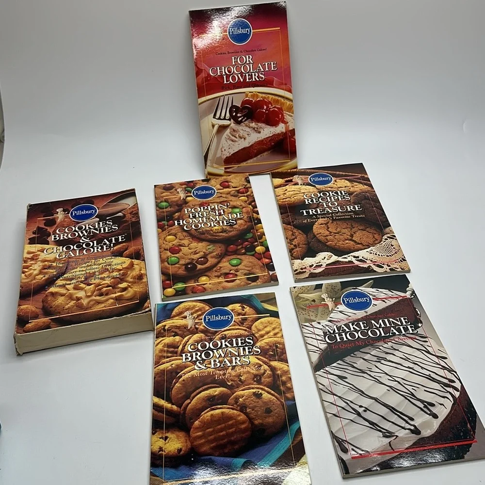 Cook books - Pillsbury‎ Cookies Brownies & Chocolate Galore Book 5 mini books